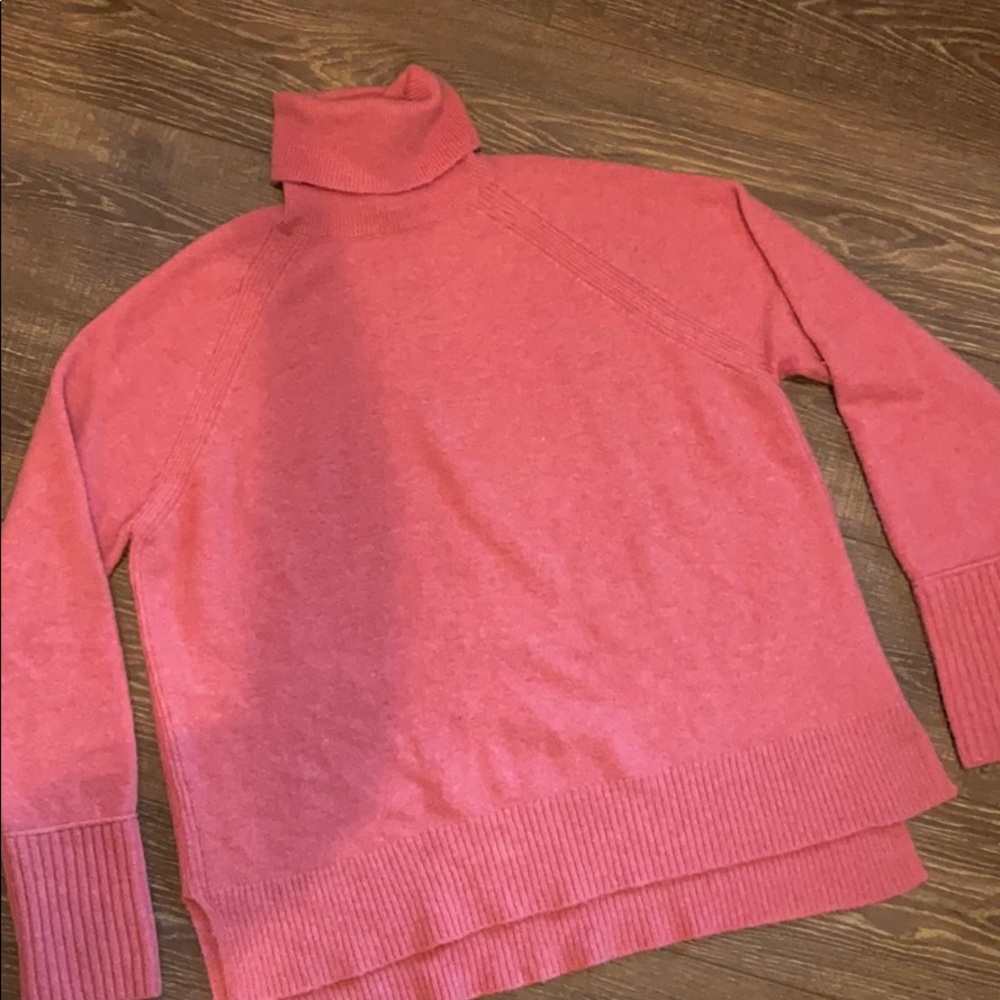 J crew Cozy heather pink turtleneck size M